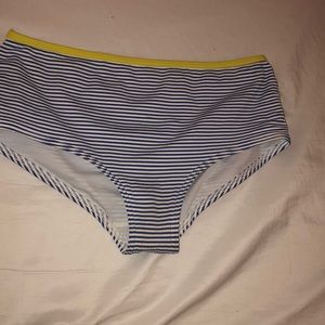 Bikini bottoms